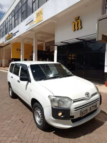 Toyota Succeed 