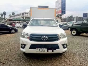Toyota Hilux 