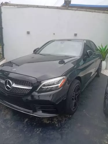 Mercedes-Benz C 300