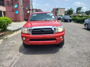 Toyota Tacoma
