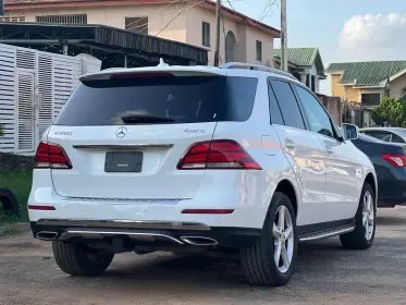 Mercedes-Benz GLE 350