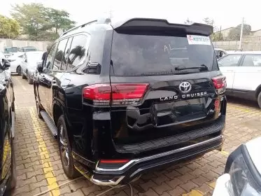 Toyota Landcruiser ZX