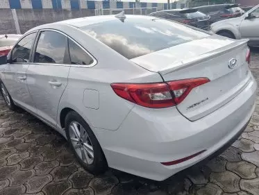 Hyundai SONATA 2,0L BVA / Cuir Luxury