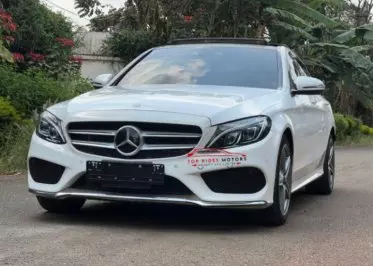 Mercedes-Benz 200