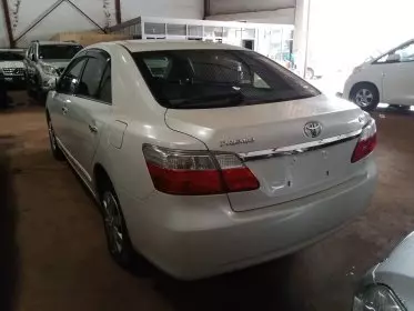 Toyota Premio