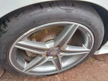 Mercedes-Benz C200