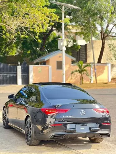 Mercedes-Benz CLA 250