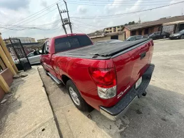 Toyota Tundra