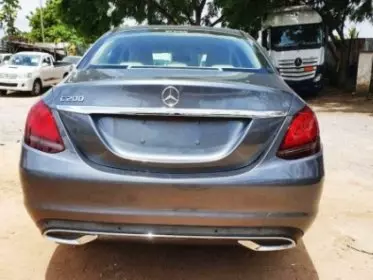 Mercedes-Benz C200