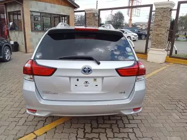 Toyota Fielder