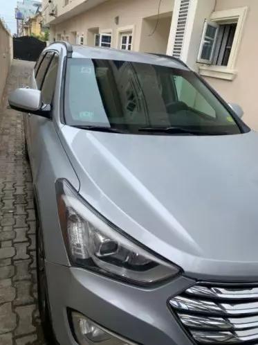 Hyundai Santa FE
