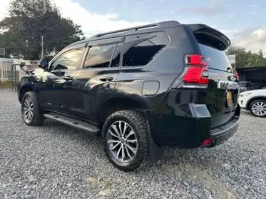 Toyota Land Cruiser Prado TX L