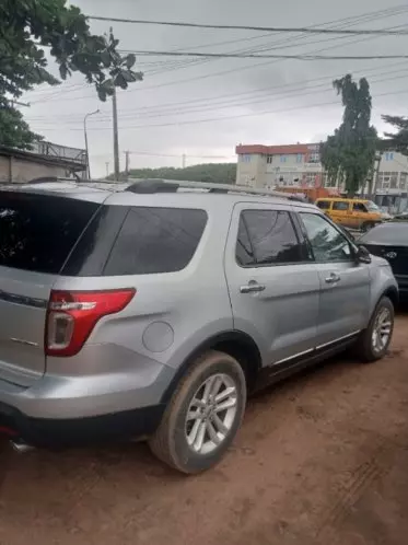 Ford Explorer
