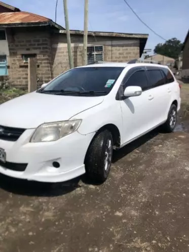 Toyota Fielder 