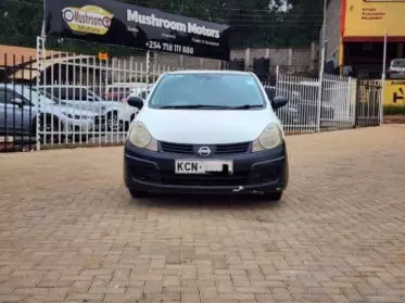 Nissan Advan