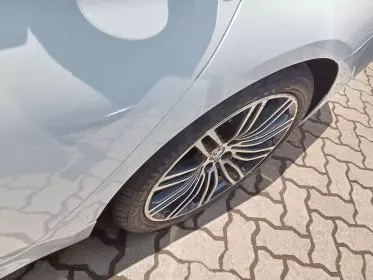BMW 520i