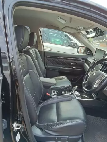 Mitsubishi Plug-in Hybrid Outlander