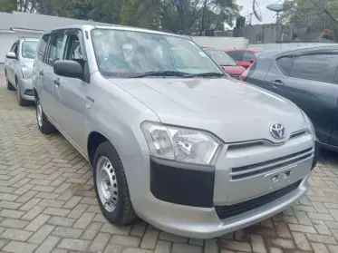 Toyota Succeed 