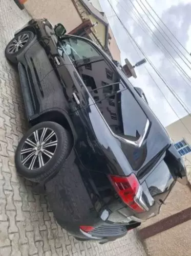 Lexus LX 570