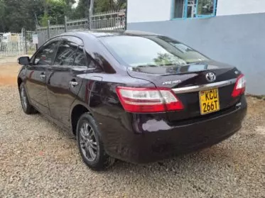 Toyota Premio