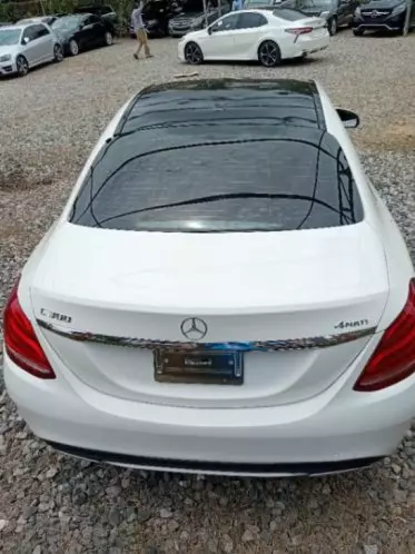 Mercedes-Benz C 300