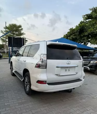 Lexus GX 460