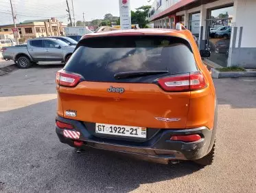 JEEP Cherokee