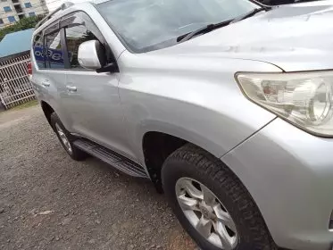 Toyota Land Cruiser Prado TX L