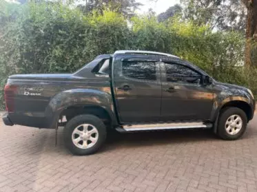 Isuzu D-Max
