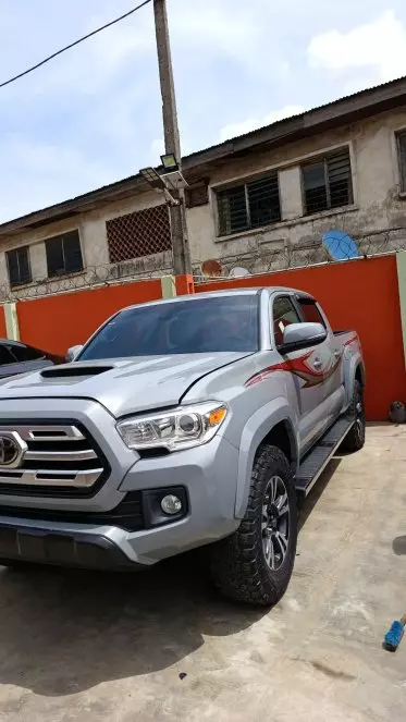 Toyota Tacoma