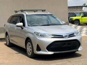 Toyota Fielder hybrid