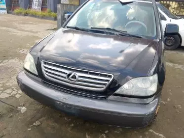 Lexus RX 300