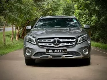 Mercedes-Benz GLA 220