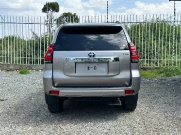 Toyota Land Cruiser Prado TX L