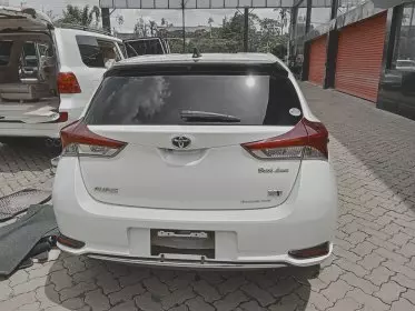 Toyota Auris Hybrid