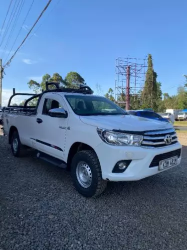 Toyota Hilux 