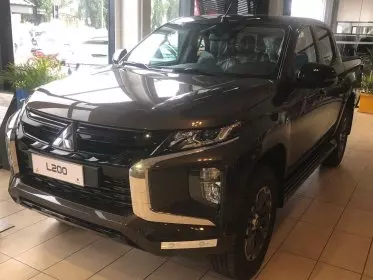 Mitsubishi L200 D/C Sportero A/T