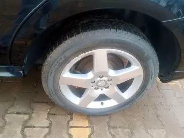Mercedes-Benz ML 350