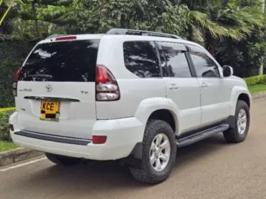 Toyota Landcruiser Prado