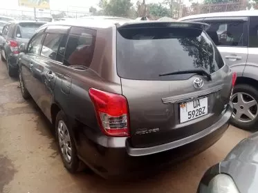 Toyota Fielder 