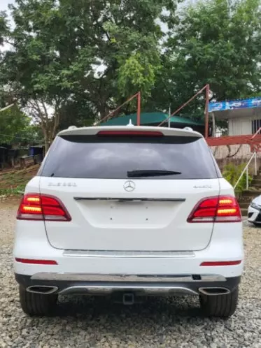 Mercedes-Benz GLE 300