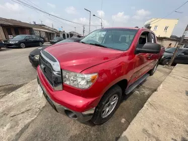 Toyota Tundra