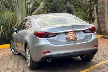 Mazda Atenza 