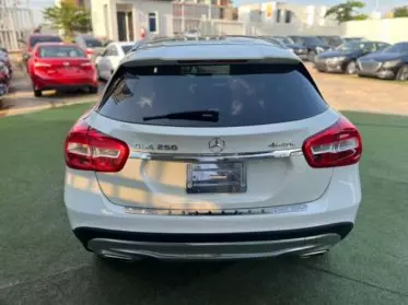 Mercedes-Benz GLA 250