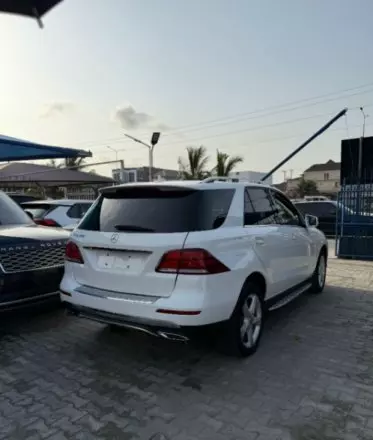 Mercedes-Benz GLE 350