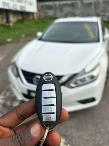 Nissan Maxima