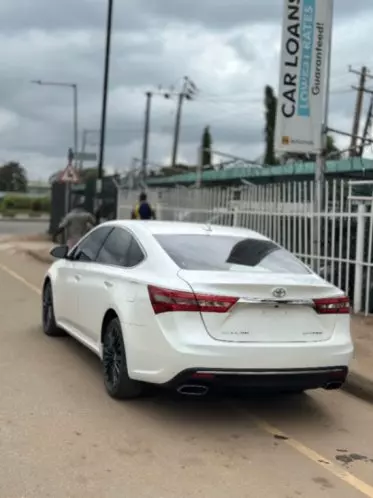 Toyota Avalon