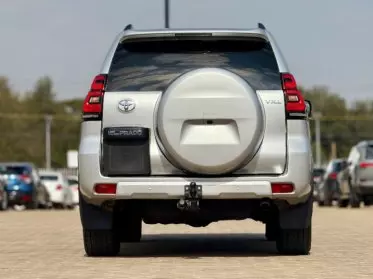 Toyota Land Cruiser Prado VX.L