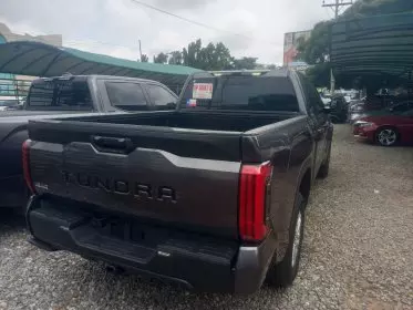 Toyota Tundra