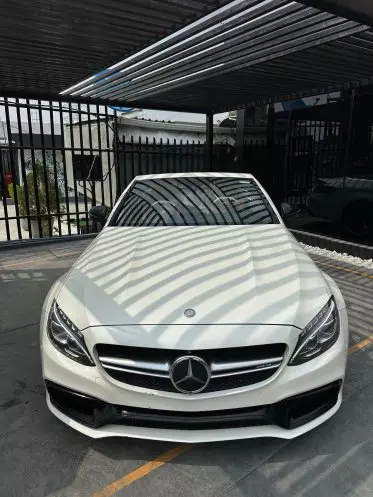 Mercedes-Benz C 63 AMG